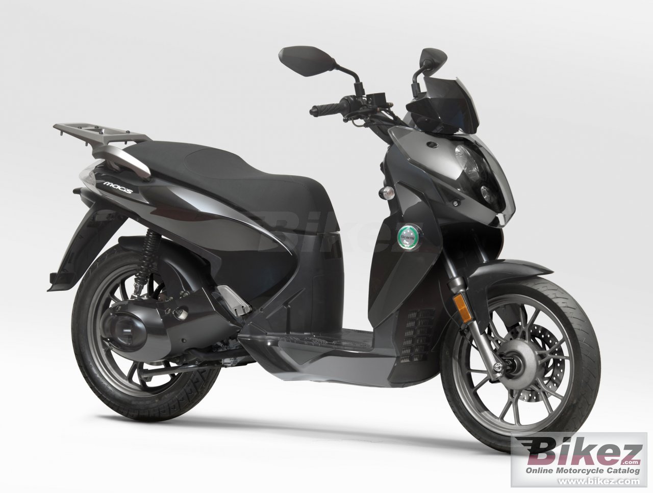 Big Benelli macis 125 picture and wallpaper from Bikez.com